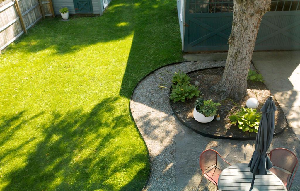 Creative Ways to Upgrade a Small Backyard for Fall&nbsp;Relaxation